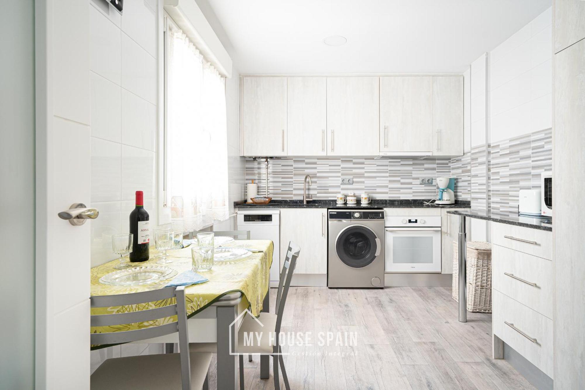 Myhousespain - Piso 3 Habitaciones Cerca Playa San Lorenzo Хіхон Екстер'єр фото
